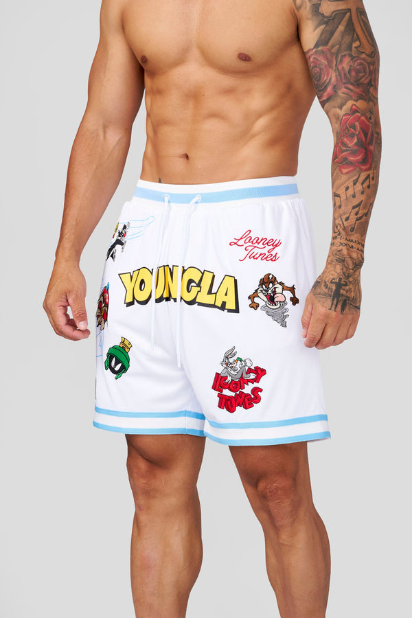 Pantalones cortos con parche bordado de