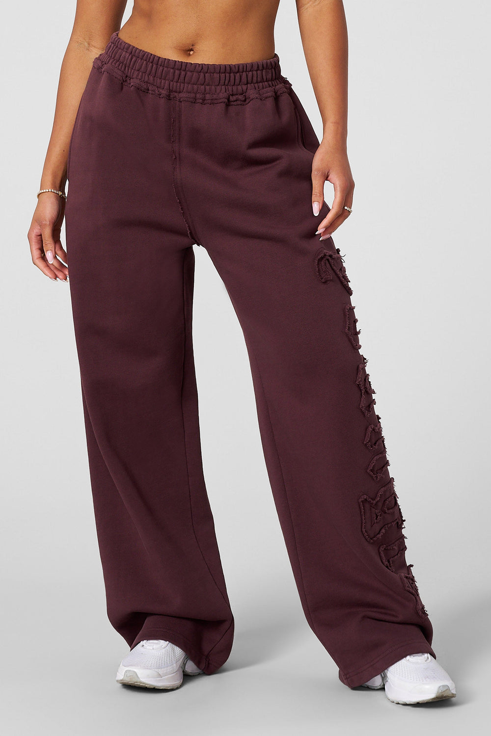 Pantalones deportivos W234 After Dark