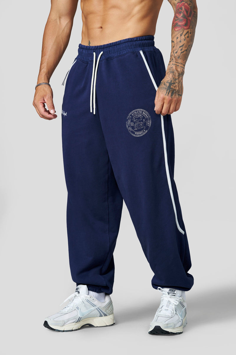 Pantalones deportivos con ribetes de la época dorada