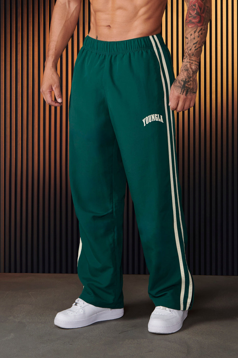 Pantalones deportivos Flagship