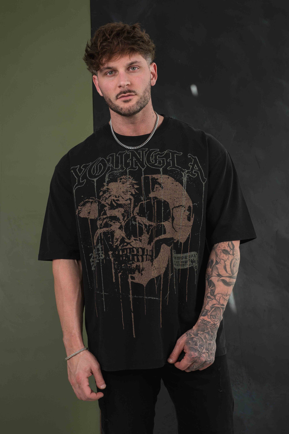 Camisetas con calaveras florales