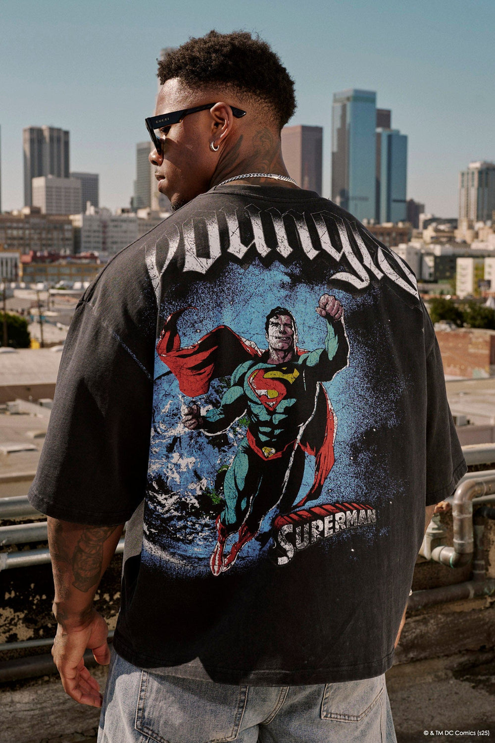 Camisetas enormes de Superman